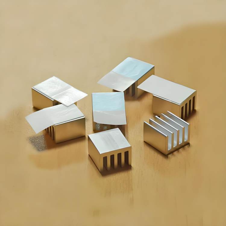 五金沖壓加工的“三板斧”：沖裁、彎曲、拉伸的工藝密碼